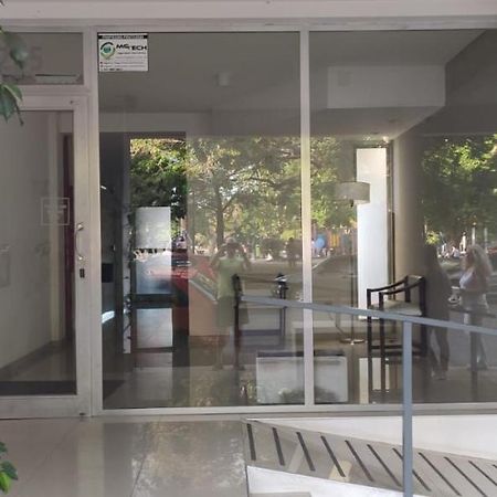 Appartamento Temporario La Plata, Frente A Plaza Malvinas! Unico! Con Cochera Opcional! Esterno foto