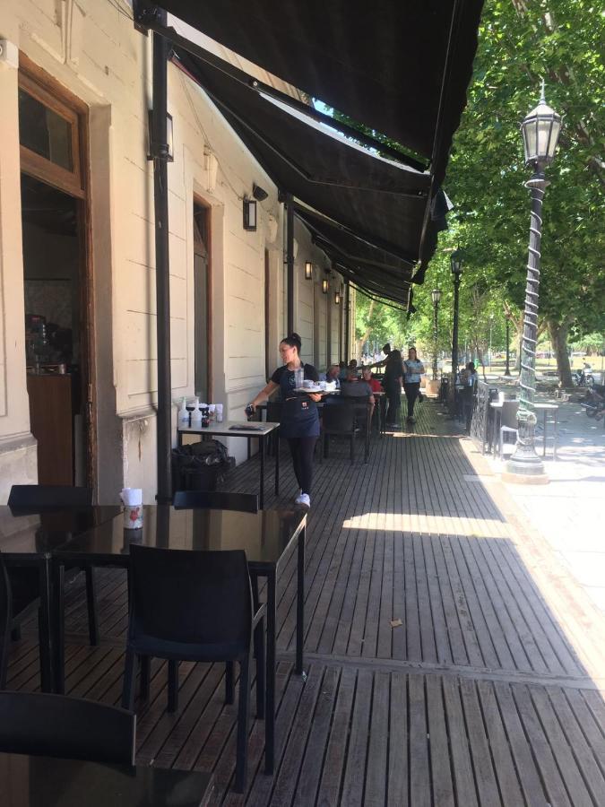 Appartamento Temporario La Plata, Frente A Plaza Malvinas! Unico! Con Cochera Opcional! Esterno foto